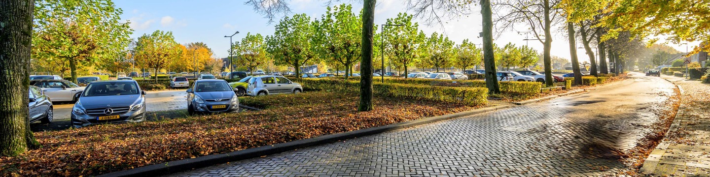 foto parkeerplaats Spoorweglaan 